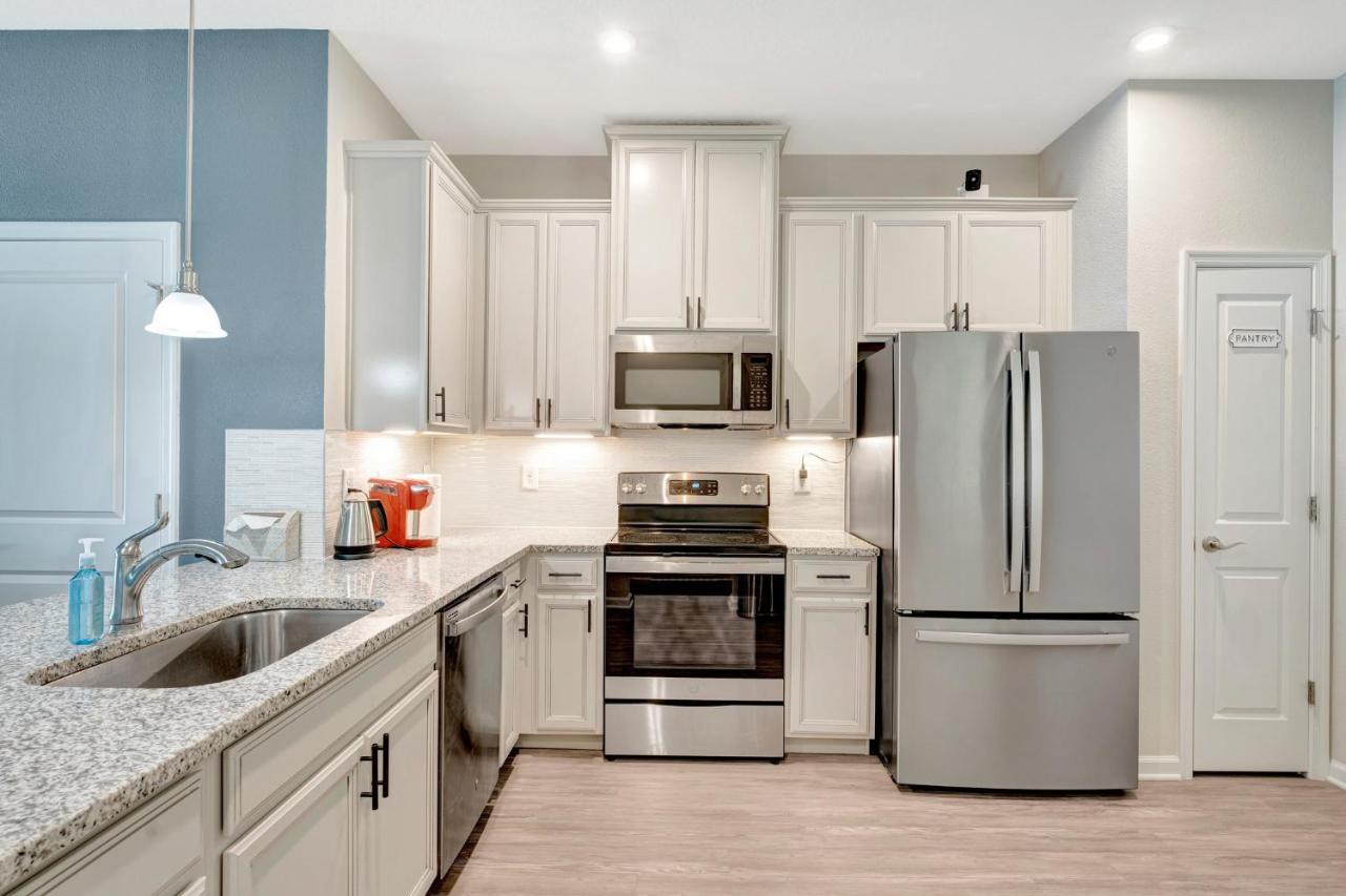 Zenhomes In Heart Of Brandon Convenient Location Esterno foto