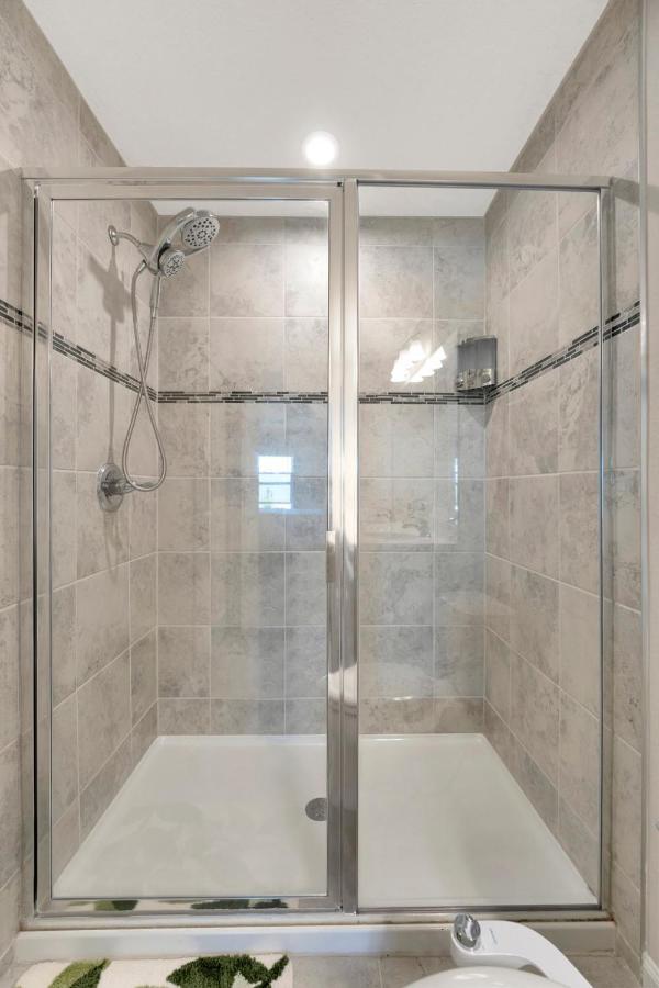 Zenhomes In Heart Of Brandon Convenient Location Esterno foto